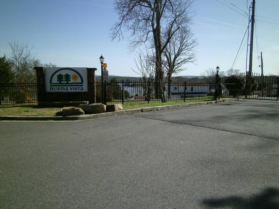 Lakefront 7 Min To Oaklawn & 10 Min To Downtown Str License #A22-0004 Hot Springs Bagian luar foto