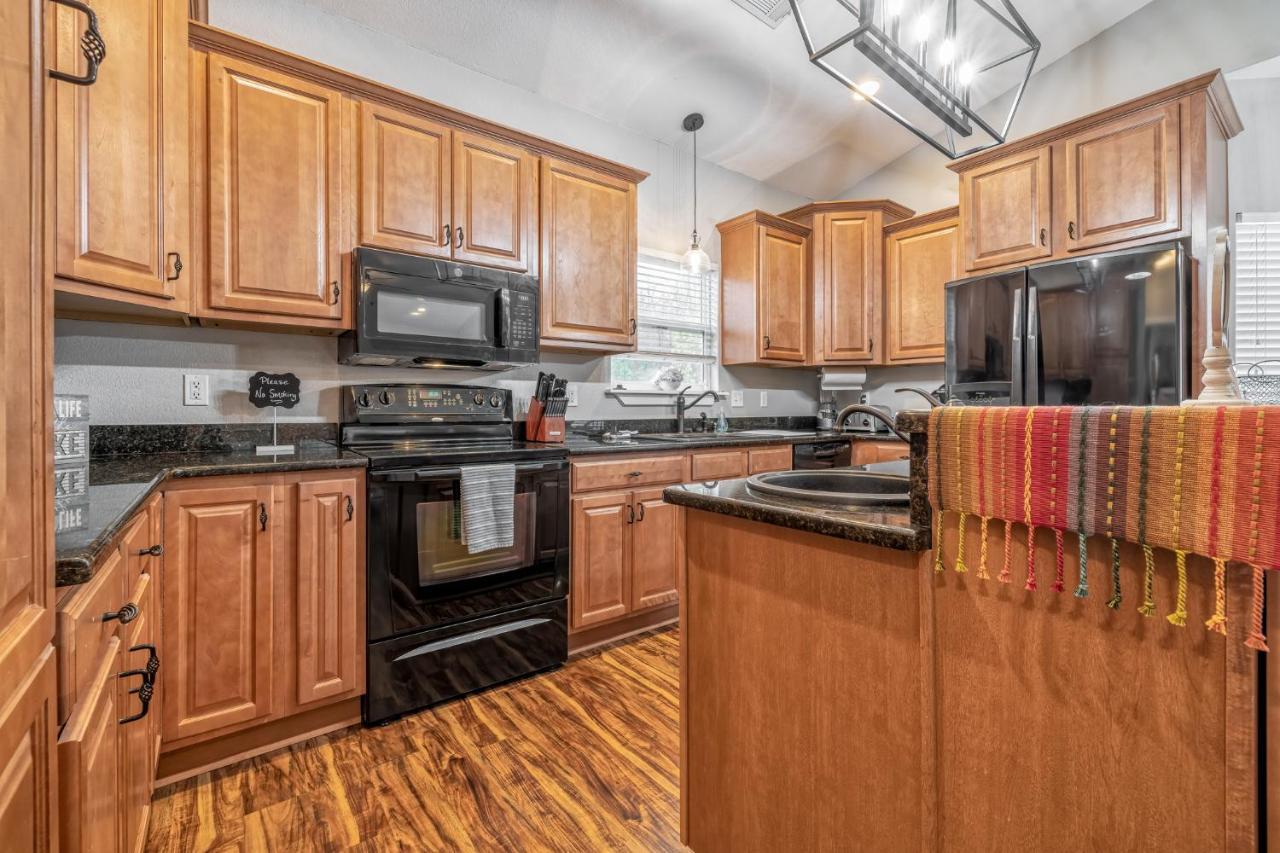Lakefront 7 Min To Oaklawn & 10 Min To Downtown Str License #A22-0004 Hot Springs Bagian luar foto